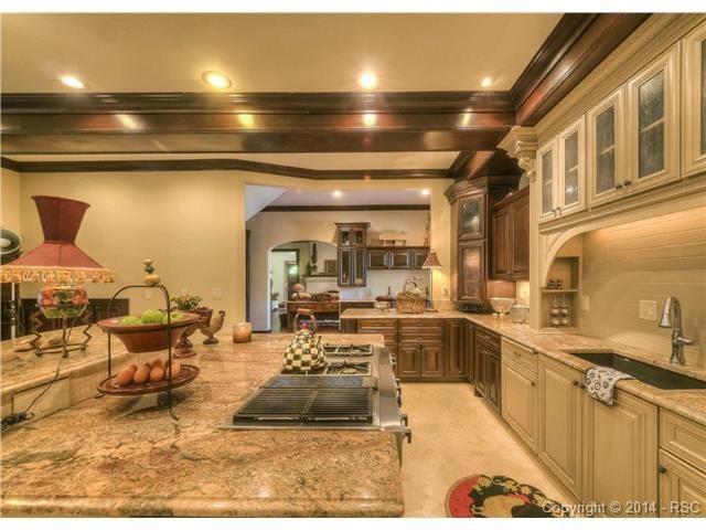 1806 Wood Ave, Colorado Springs, CO 80907
