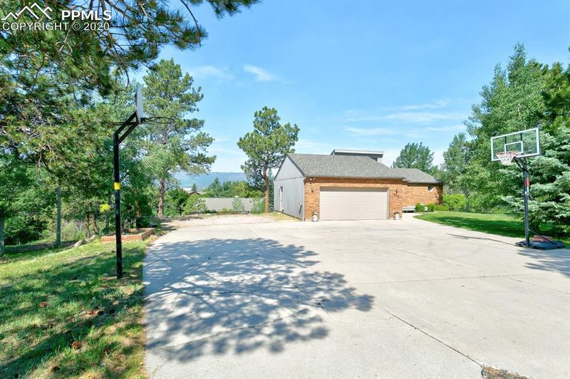 18080 Briarhaven Ct, Monument, CO 80132