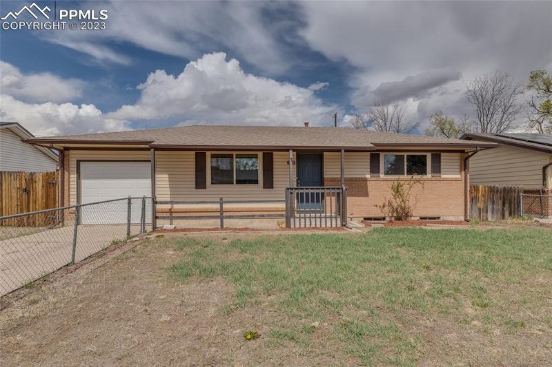 1809 Couch Pl, Colorado Springs, CO 80911