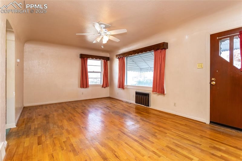 1810 Weber St, Colorado Springs, CO 80907