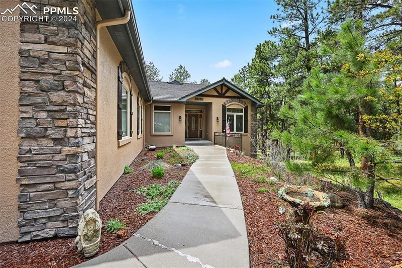 18130 Bakers Farm Rd, Colorado Springs, CO 80908