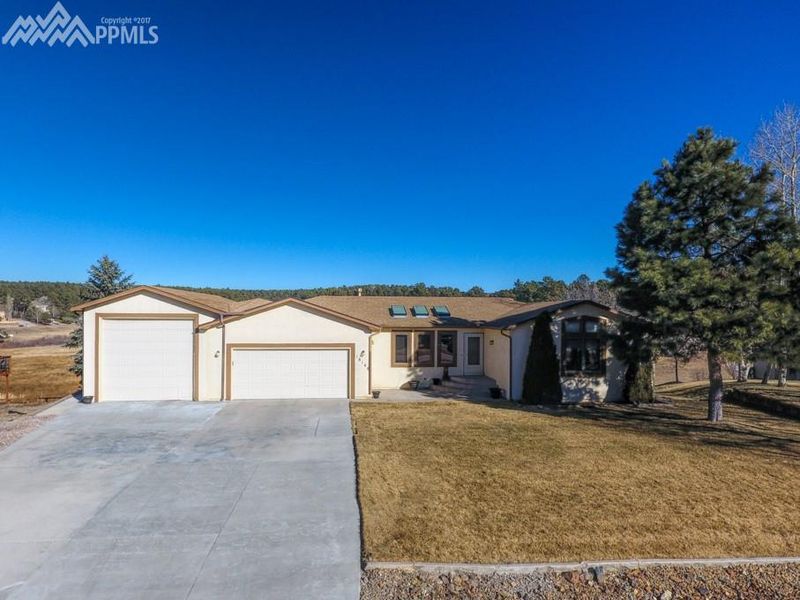 18140 Briarhaven Ct, Monument, CO 80132