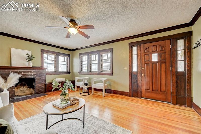 1817 S Cascade Ave, Colorado Springs, CO 80905