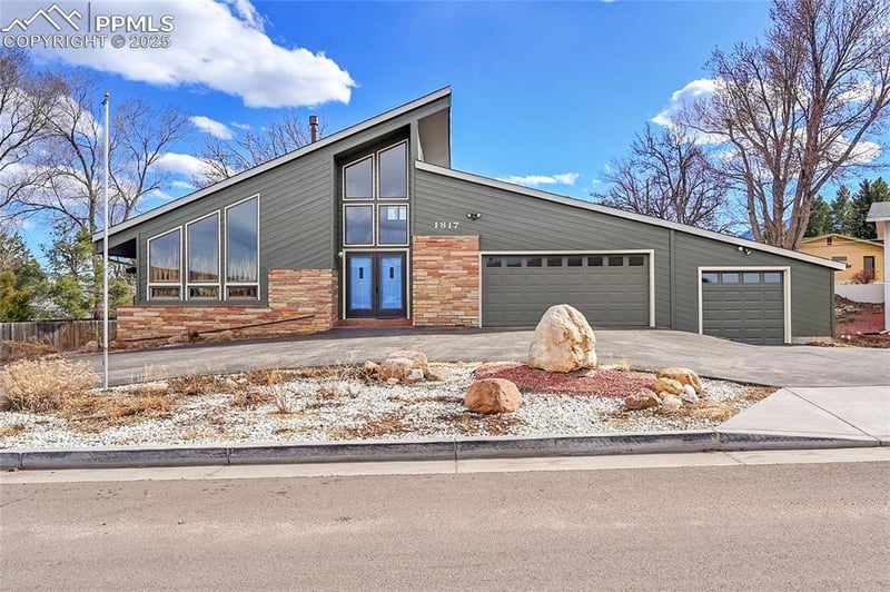1817 Hercules Dr, Colorado Springs, CO 80905