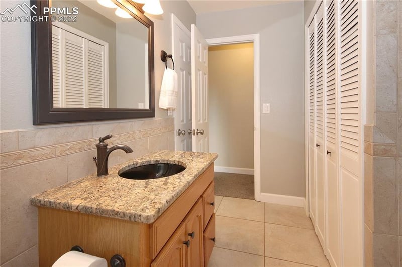 1818 Wooten Rd, Colorado Springs, CO 80915