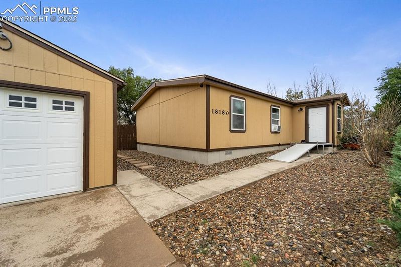 18180 Sage Crest Rd, Peyton, CO 80831