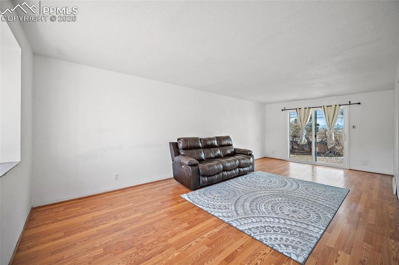 1819 Midlothian Rd, Pueblo, CO 81001