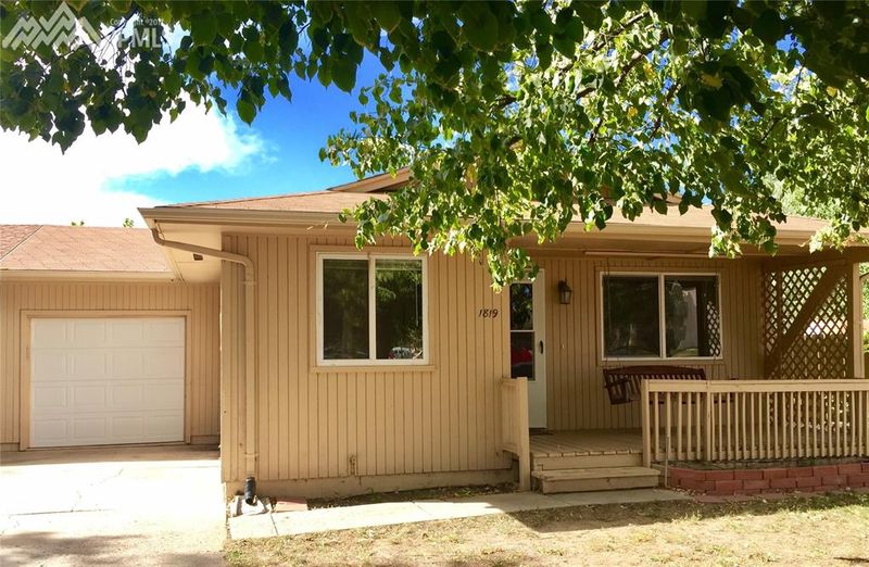 1819 Monterey Rd, Colorado Springs, CO 80910