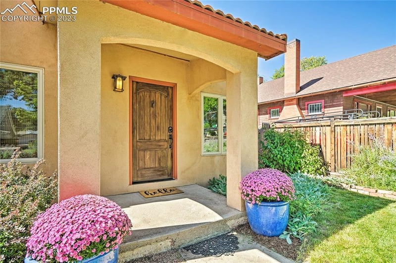 1819 Pikes Peak Ave, Colorado Springs, CO 80904