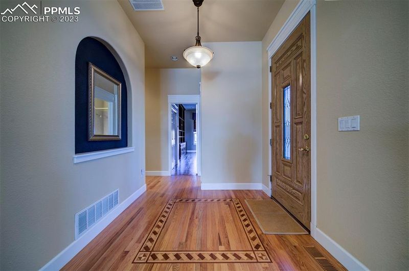 1819 Pine Mesa Grv #A, Colorado Springs, CO 80918