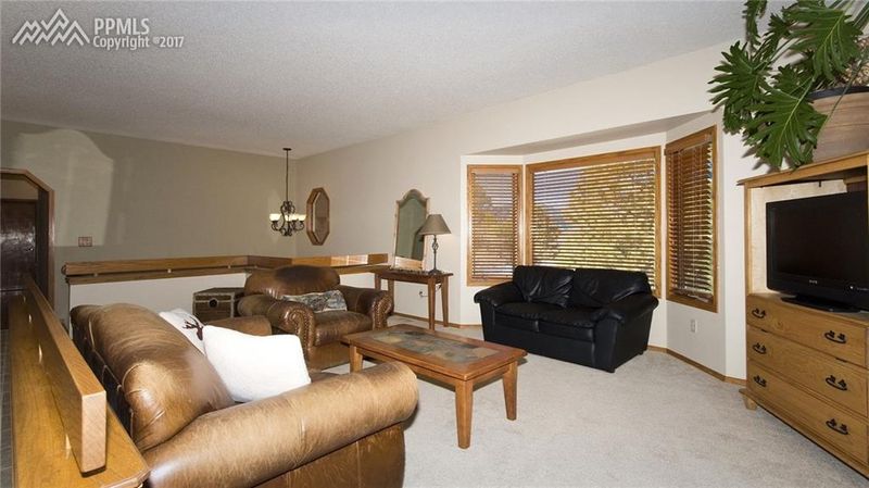 18195 Augusta Dr, Monument, CO 80132