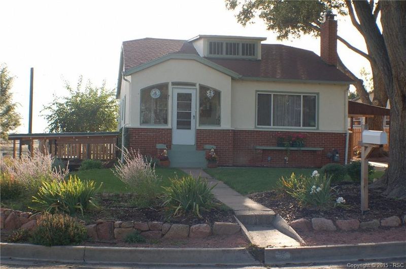 182 Marian Dr, Pueblo, CO 81004