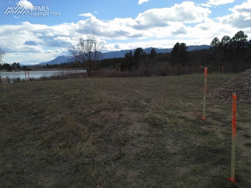 1820 Bel Lago Vw, Colorado Springs, CO 80132