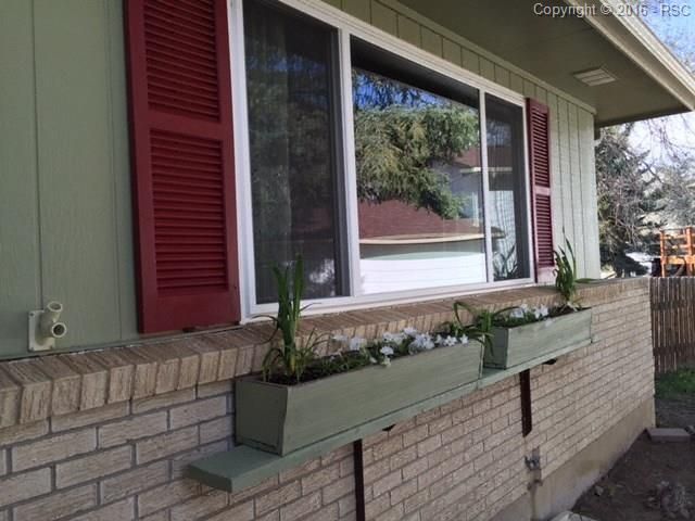1820 Van Diest Rd, Colorado Springs, CO 80915