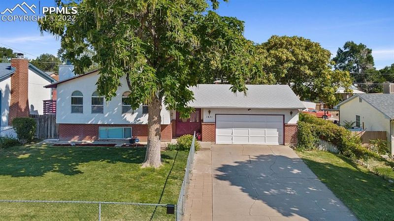 1821 E 18th St, Pueblo, CO 81001