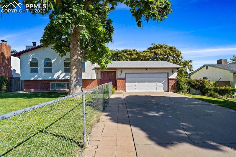 1821 E 18th St, Pueblo, CO 81001