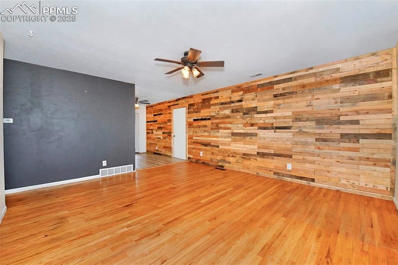 1822 Circle Dr, Colorado Springs, CO 80909