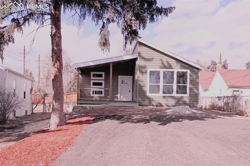 1822 San Rafael St, Colorado Springs, CO 80909