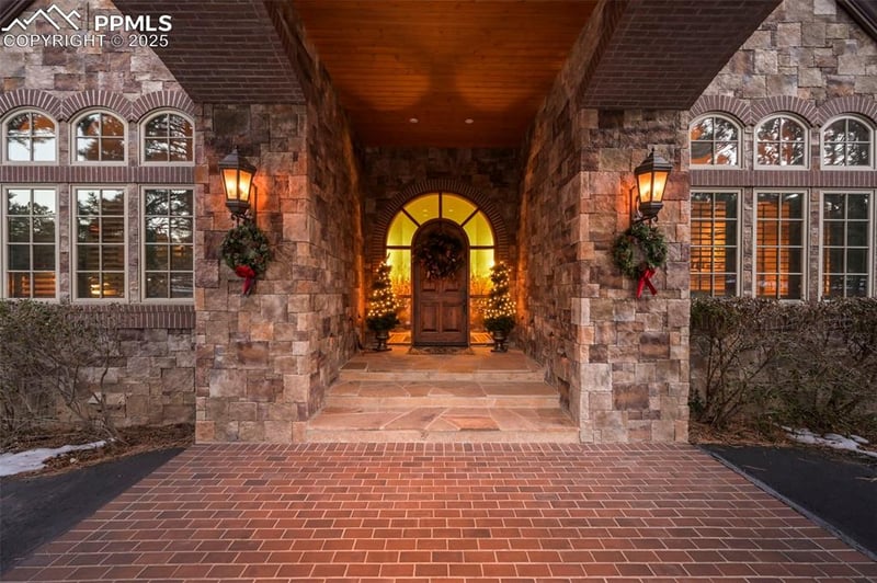 1825 Brantfeather Grv, Colorado Springs, CO 80906
