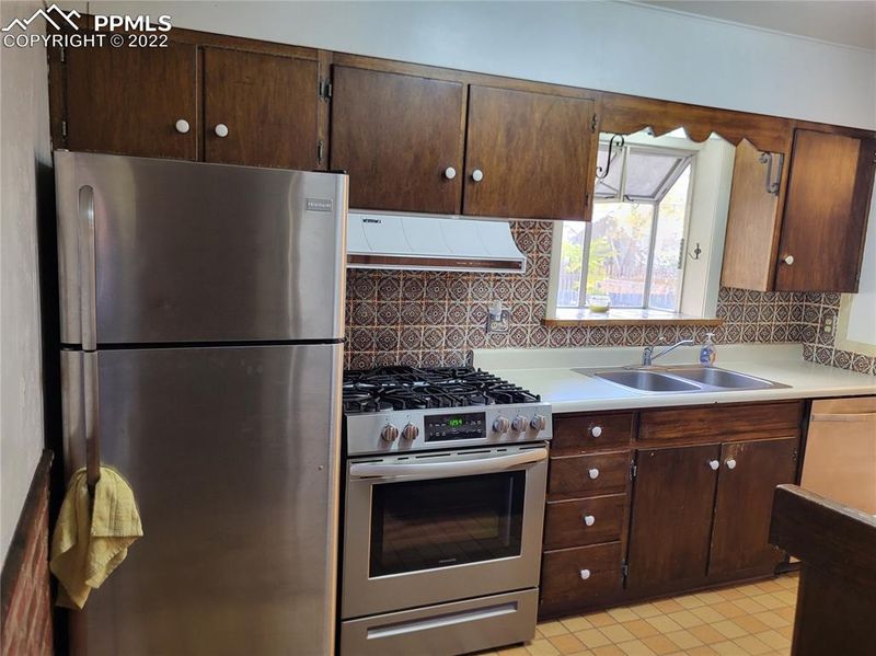 1825 Northview St, Colorado Springs, CO 80909