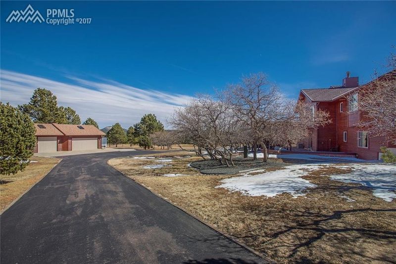 18270 Forest View Rd, Monument, CO 80132