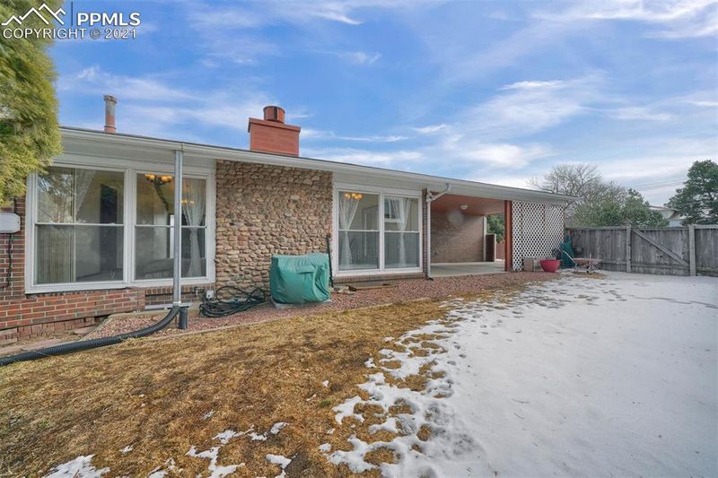 183 Stratmoor Dr, Colorado Springs, CO 80906