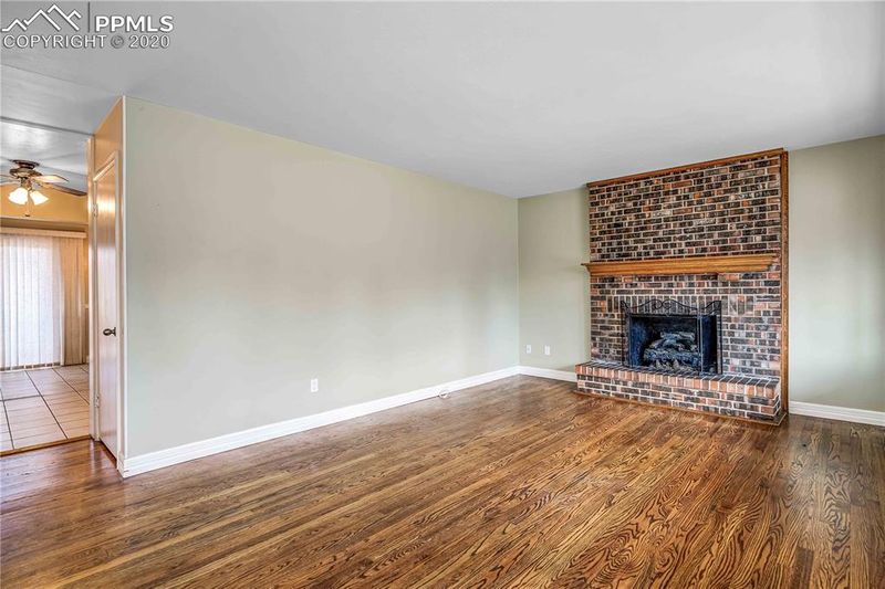 1832 Northview Dr, Colorado Springs, CO 80909
