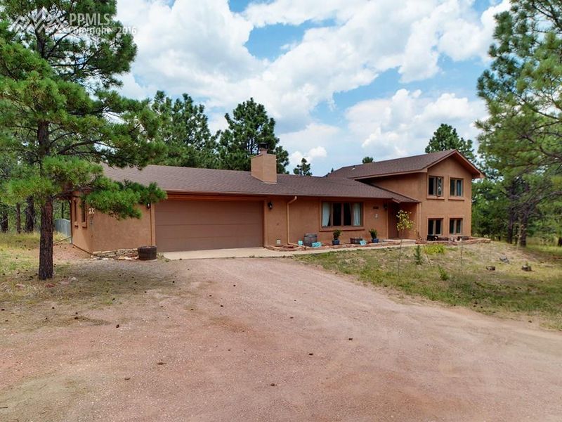 18320 E Forest Dr, Monument, CO 80132