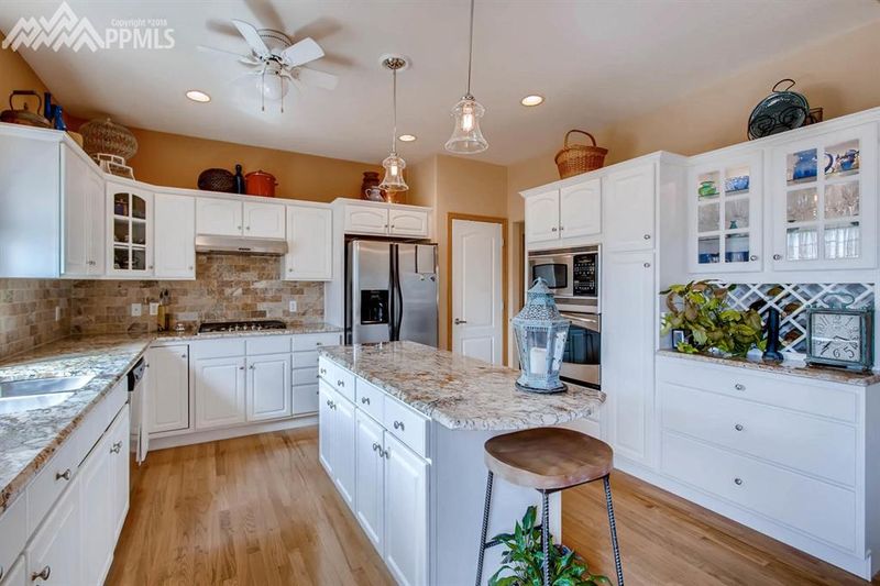 18360 Lower Lake Rd, Monument, CO 80132