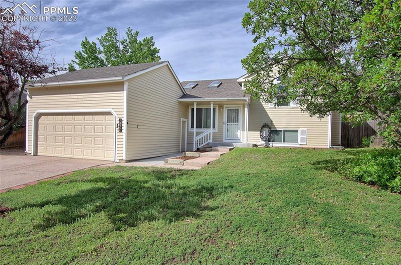 1837 Palm Dr, Colorado Springs, CO 80918