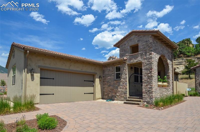 1838 La Bellezza Grv, Colorado Springs, CO 80919