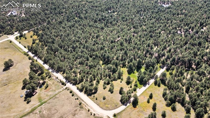 18390 Black Squirrel Rd, Colorado Springs, CO 80908