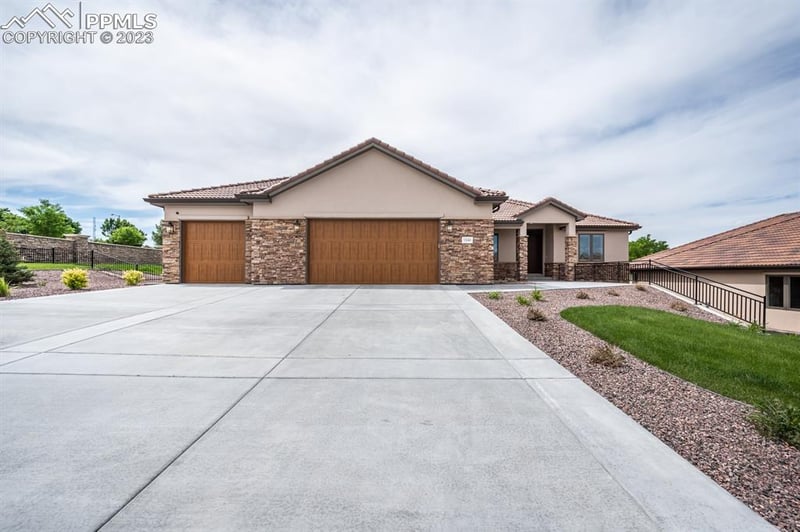 1840 Palazzo Ln, Pueblo, CO 81001