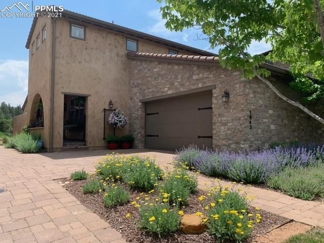 1843 La Bellezza Grv, Colorado Springs, CO 80919