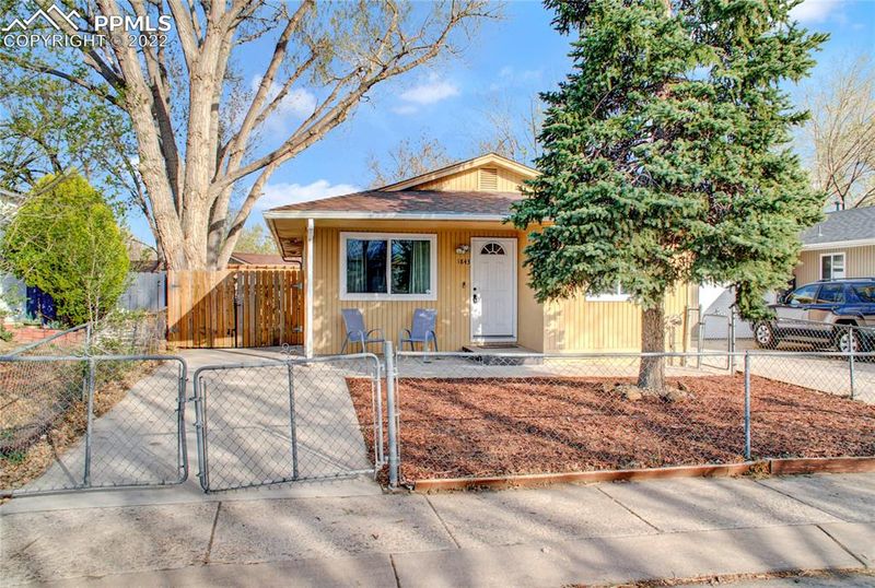 1843 Saratoga Dr, Colorado Springs, CO 80910