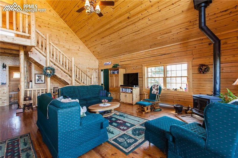 18430 Lost Ranger Rd, Peyton, CO 80831