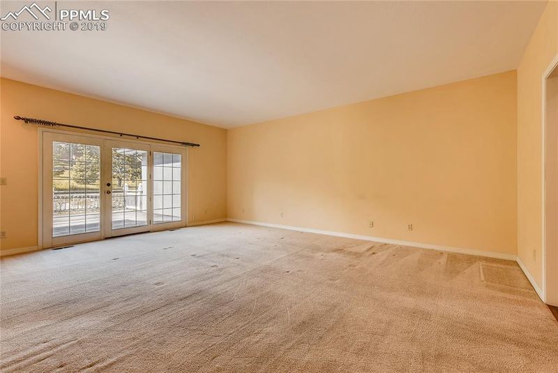 18470 Sloan Ln, Monument, CO 80132