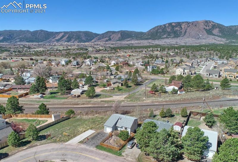 185 S Jefferson St, Monument, CO 80132