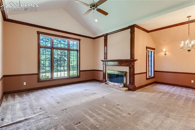 18555 Emerald Ln, Colorado Springs, CO 80908