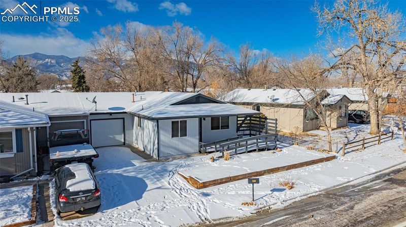 1859 Monterey Rd, Colorado Springs, CO 80910