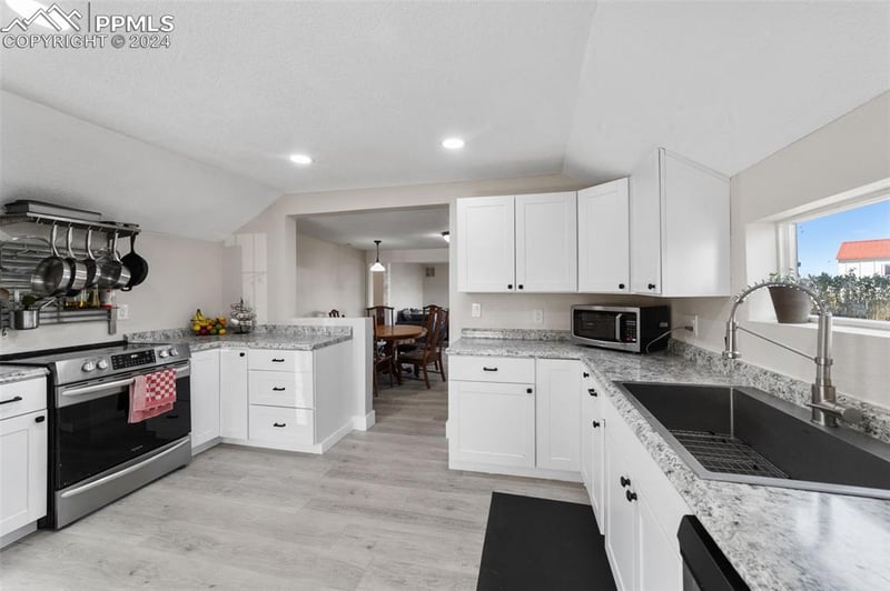 18620 Chelton Rd, Ramah, CO 80832