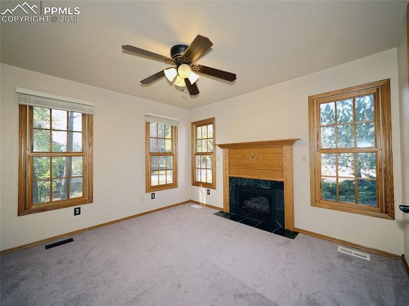 18620 Lower Lake Rd, Monument, CO 80132