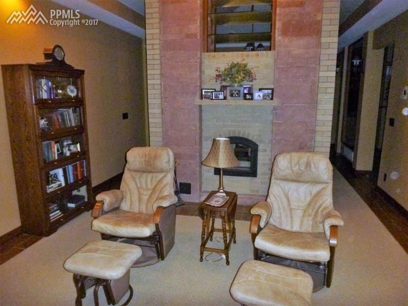 18655 Archers Dr, Monument, CO 80132