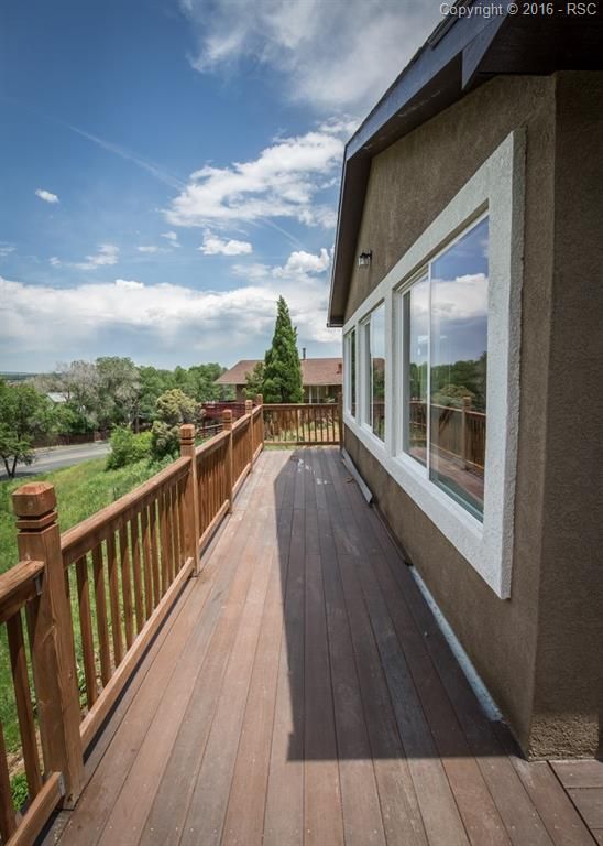 187 Stratmoor Dr, Colorado Springs, CO 80906