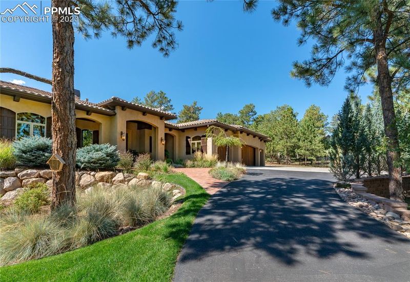 1870 Brantfeather Grv, Colorado Springs, CO 80906