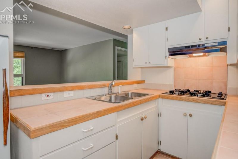 18720 Spring Valley Rd, Monument, CO 80132