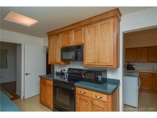 18730 White Fawn Dr, Monument, CO 80132
