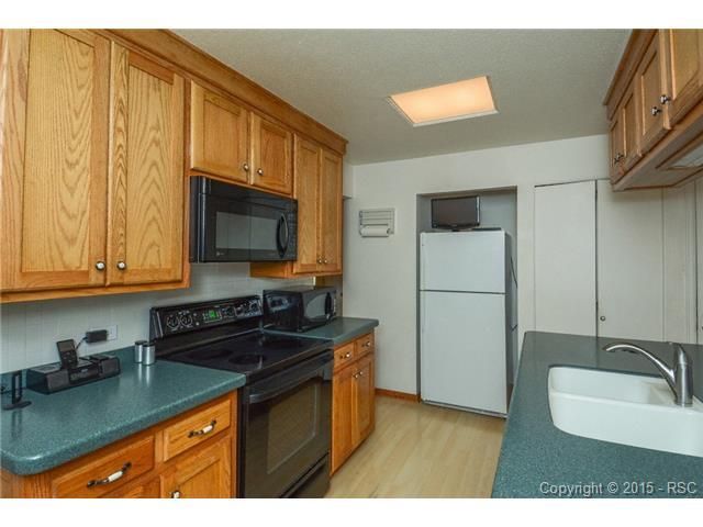 18730 White Fawn Dr, Monument, CO 80132