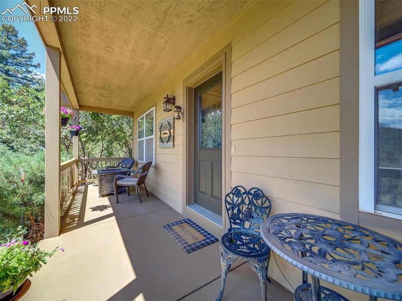 1876 Mountain Ranch Rd, Larkspur, CO 80118