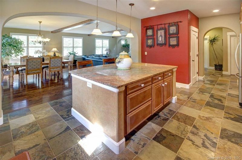 1879 La Bellezza Grv, Colorado Springs, CO 80919